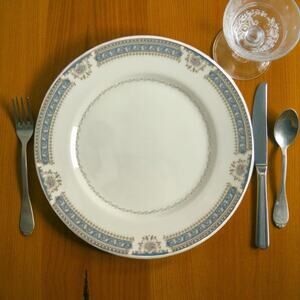 Mikasa Ivory China L2808 Lexington Japan Single 10.75" Diameter Dinner Plate